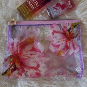 💐Cosmetic Bag NWOT💄